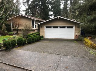 16605 SE 31st St, Bellevue, WA 98008