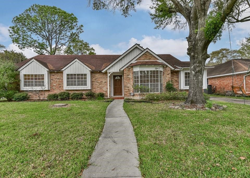 Spring Branch Ranch Style home