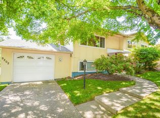 9202 N Chautauqua Blvd, Portland, OR