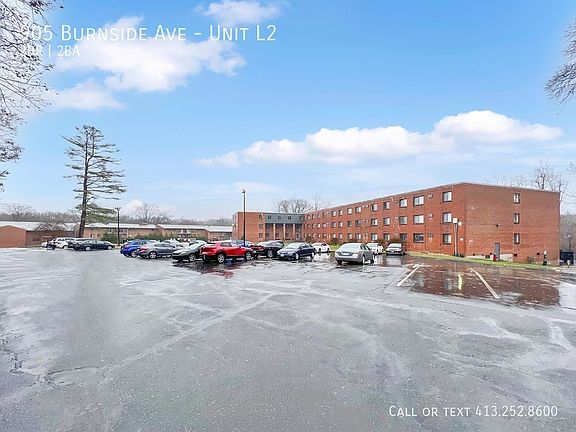 3rd image of 905 Burnside Ave #L2