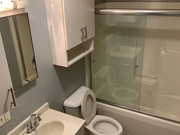 full-size bathroom
