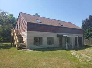 9865 S Shepard Ave, Oak Creek, WI 53154