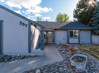 305 N Louisiana Pl, Kennewick, WA 99336