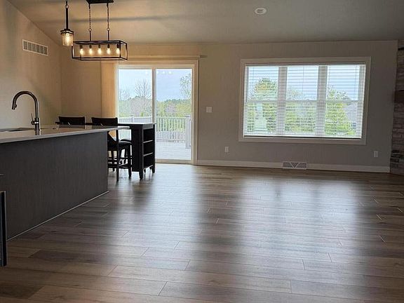 5th image of 3126 Sandy Ridge DRIVE