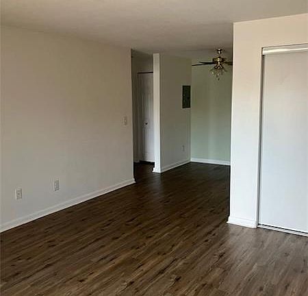2nd image of 356 Lincoln St APT 10