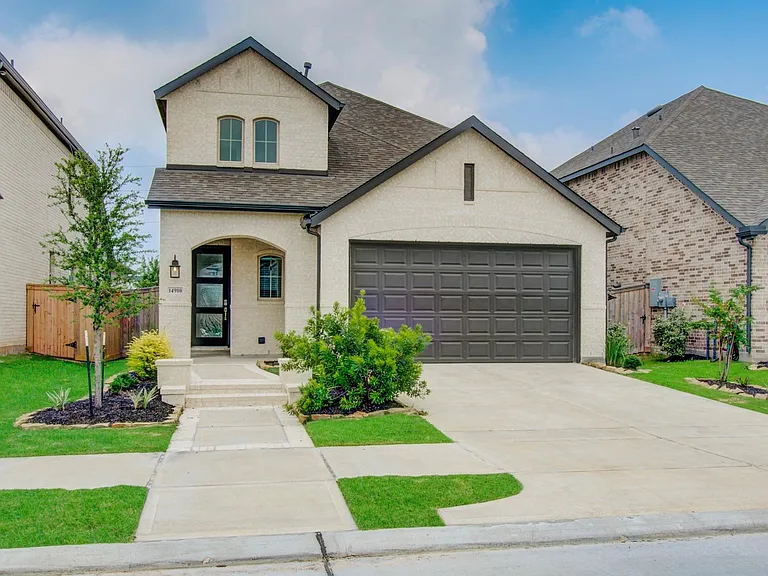 14910 Mossycup Spur Way — Photo 1