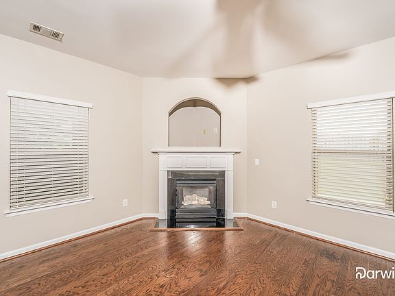 5th image of 191 Oakwell St