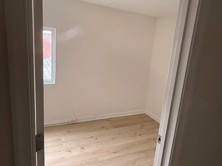 105 Decatur St — Photo 9