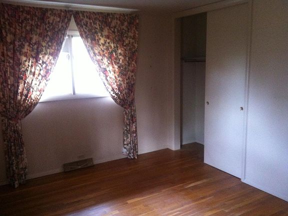 3rd image of 235 Westwood Ln
