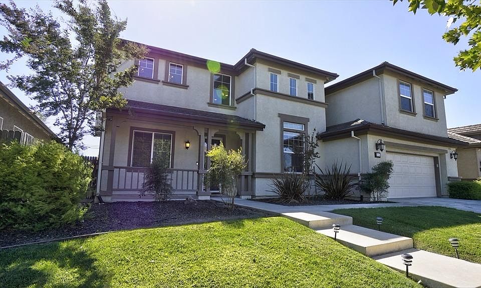 2nd image of 3115 Stable Dr