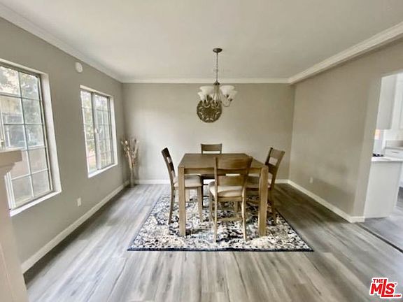 5th image of 4533 Cimarron St