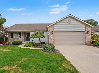 17829 Bay Hill Dr, South Bend, IN 46635
