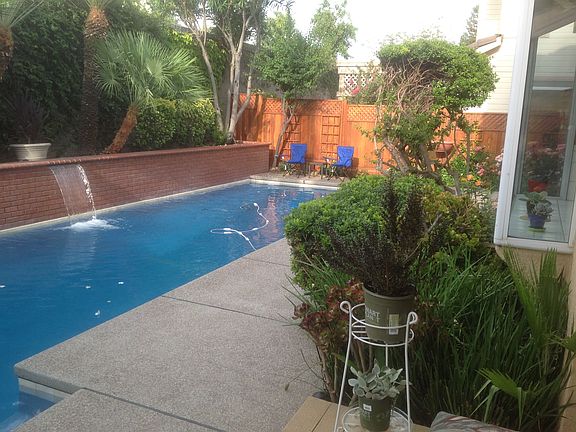 2nd image of 2040 Seville Dr