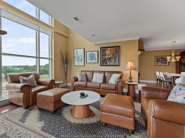 34 Boblo Island Blvd #507, Amherstburg, ON N9V 0C4