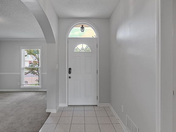 2nd image of 9285 Sarsen Dr