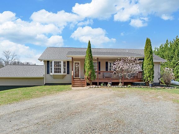 3rd image of 140 Newman Rd