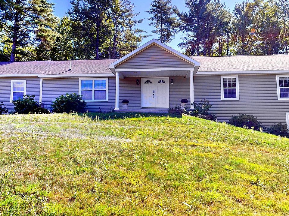 1st image of 13 Bowdoin Drive