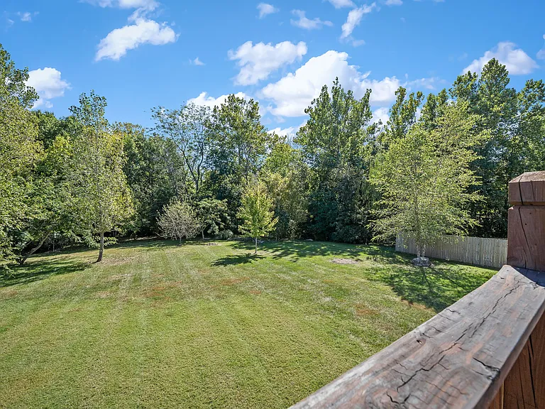 175 Shadow Pointe Dr — Photo 36