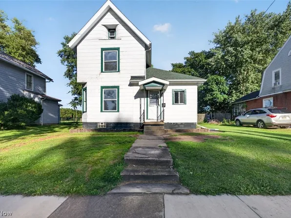 820 6th St SW, Massillon, OH 44647