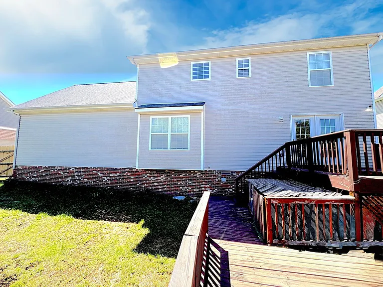 1317 Sunfield Dr — Photo 4