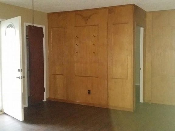 4th image of 1350 S San Jose Dr