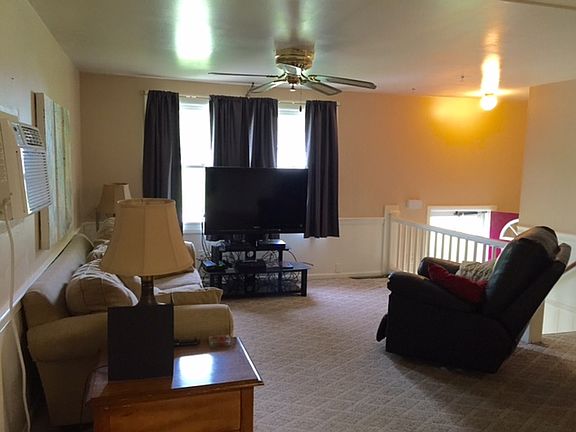 2nd image of 23893 Eisenhower Dr