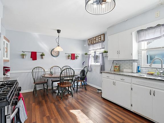 4th image of 703 N Reed St