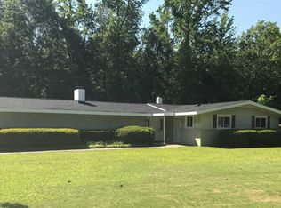 1709 South Ln, Camden, SC 29020