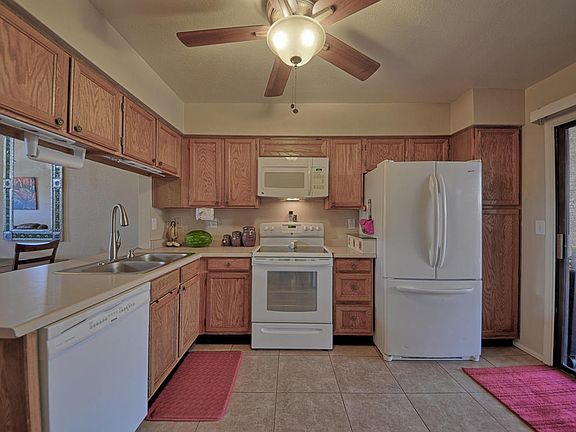 4th image of 1718 S Longmore St #107