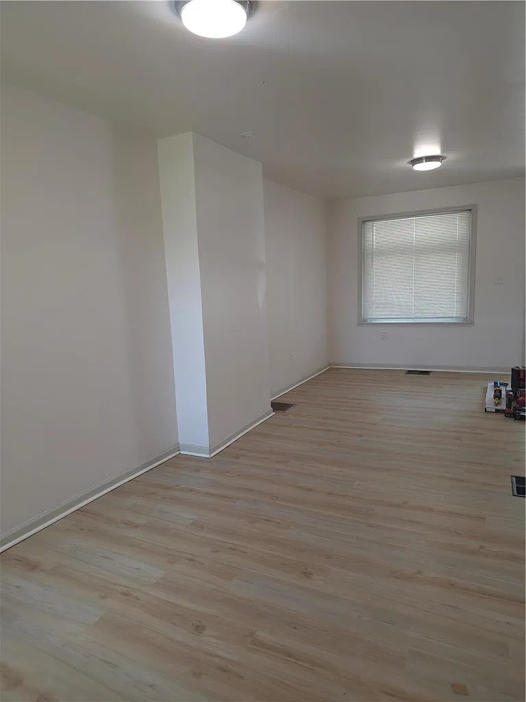 2 bed, 1.0 bath, 992 sqft, $1,500 — Photo 3