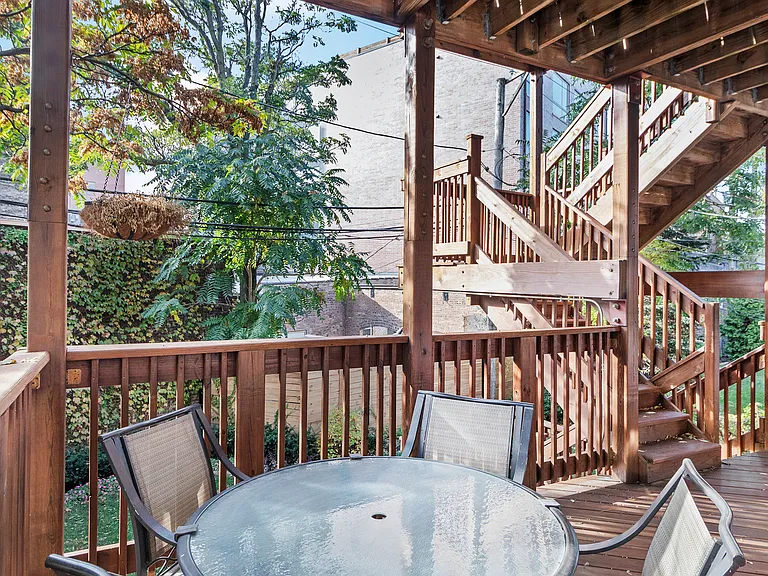 4022 N Clarendon Ave #201 — Photo 20