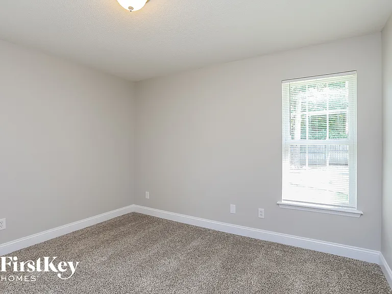 3508 Sidneys Way — Photo 12
