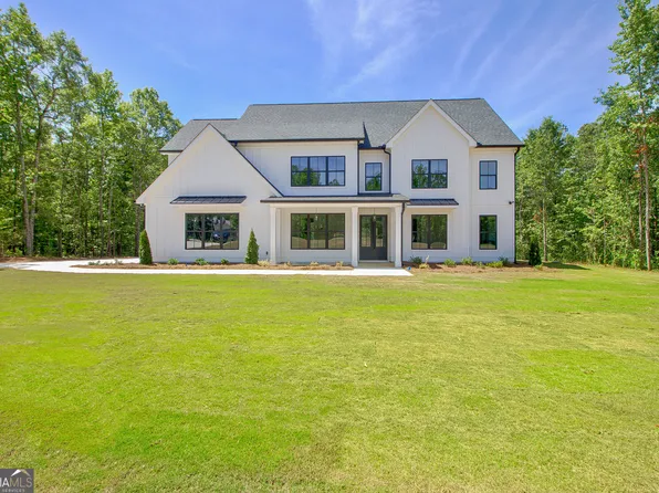 140 Grace Hope Dr, Brooks, GA 30205