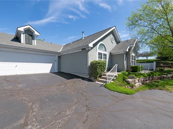 23114 W 71st Ter, Shawnee, KS 66227