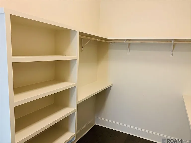2212 Belfleur St — Photo 21