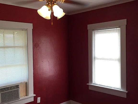 4th image of 1305 W Macon St #1