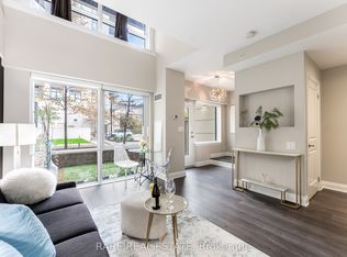 24 Woodstream Blvd #118, Vaughan, ON L4L8C4