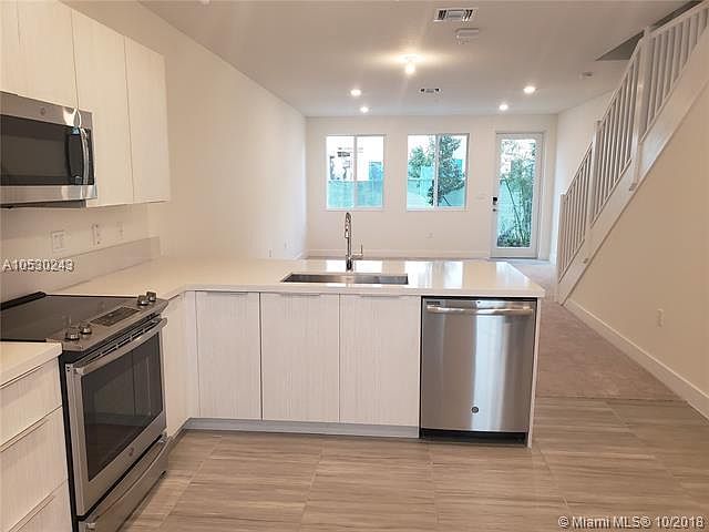 1st image of 10229 NW 64th Ter