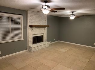 220 Parkside Dr, Bridge City, TX 77611