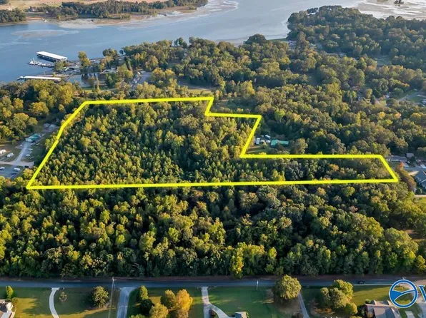 1579 Byron Rd, Scottsboro, AL 35769