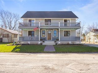 44 Center Rd, Vermilion, OH 44089