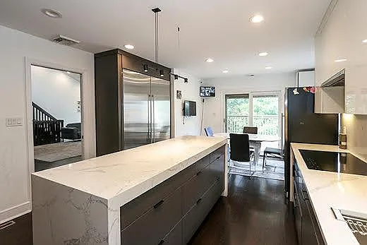 35 Old Pond Rd — Photo 8