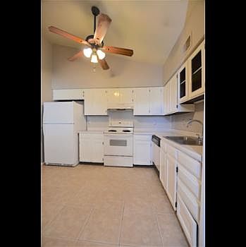 4th image of 601 N May St APT 35