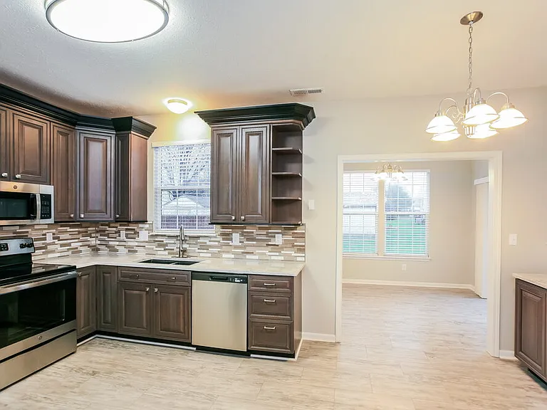 147 Fountain Dr — Photo 8