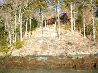 125 Log Cabin Rd, Westport Island, ME 04578