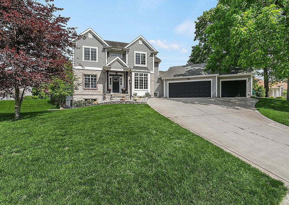 1st image of 54219 Stonebridge Dr