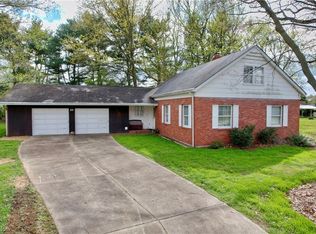 838 Huffman Sq NE, Bolivar, OH 44612