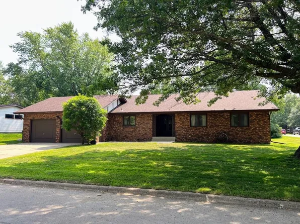 2 Grandview Blvd, Spencer, IA 51301