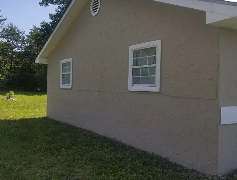 2405 Ryan Rd — Photo 4