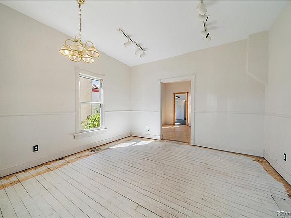 5th image of 5705 Yukon Street